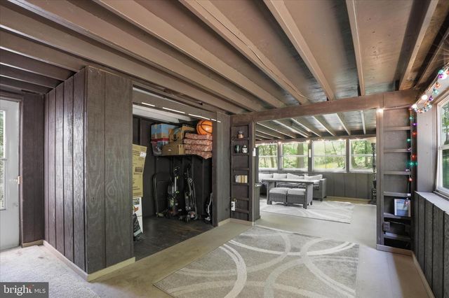 7 CONEWAGO HILLS RD, Mt Gretna, PA 17064