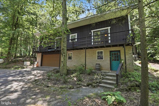 7 CONEWAGO HILLS RD, Mt Gretna, PA 17064