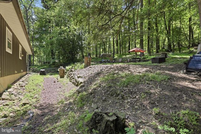 7 CONEWAGO HILLS RD, Mt Gretna, PA 17064