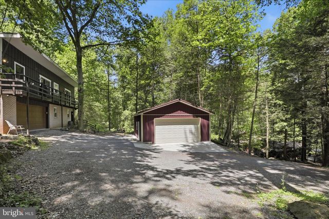 7 CONEWAGO HILLS RD, Mt Gretna, PA 17064