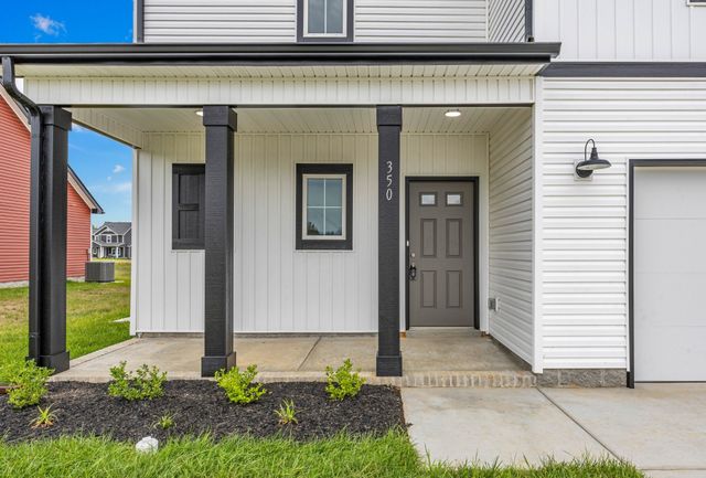 515 Ayden Ln, Clarksville, TN 37042