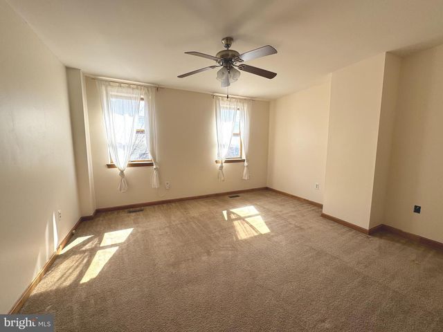 2008 E LOMBARD ST, Baltimore, MD 21231
