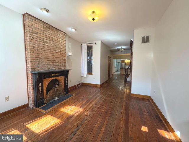 2008 E LOMBARD ST, Baltimore, MD 21231