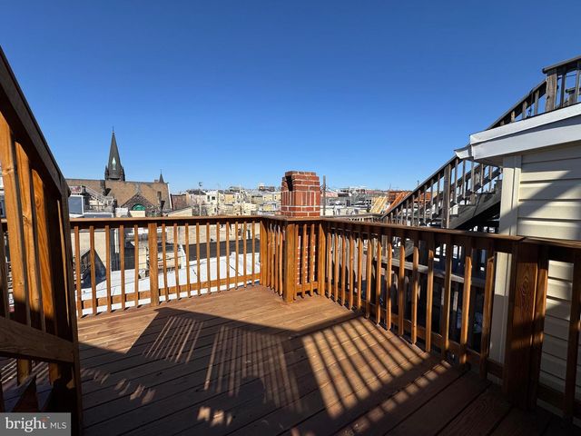 2008 E LOMBARD ST, Baltimore, MD 21231