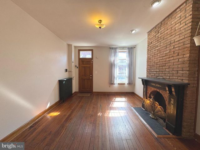 2008 E LOMBARD ST, Baltimore, MD 21231