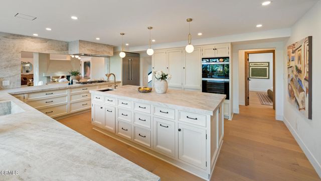 9617 Oak Pass Road, Beverly Hills, CA 90210