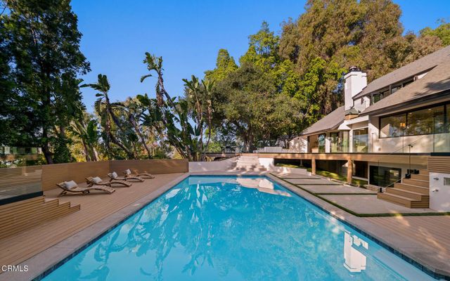 9617 Oak Pass Road, Beverly Hills, CA 90210