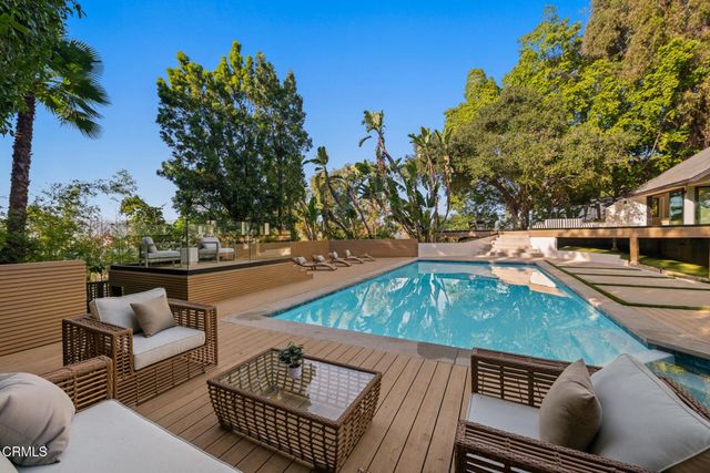 9617 Oak Pass Road, Beverly Hills, CA 90210