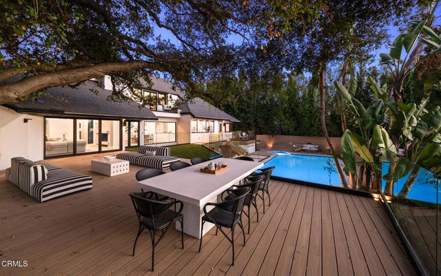 9617 Oak Pass Road, Beverly Hills, CA 90210