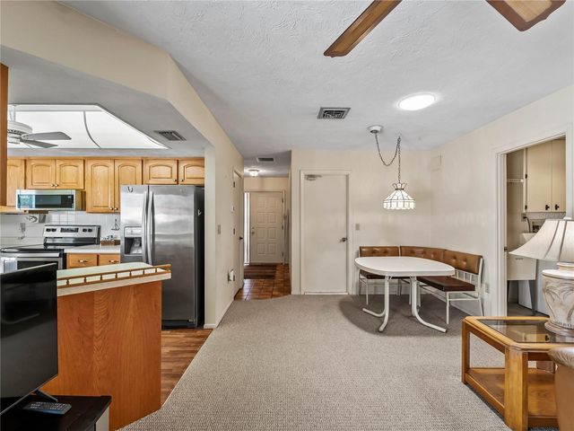 1619 E CYPRESS POINT DRIVE, Venice, FL 34293
