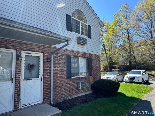 975 Meriden Road 117, Waterbury, CT 06705