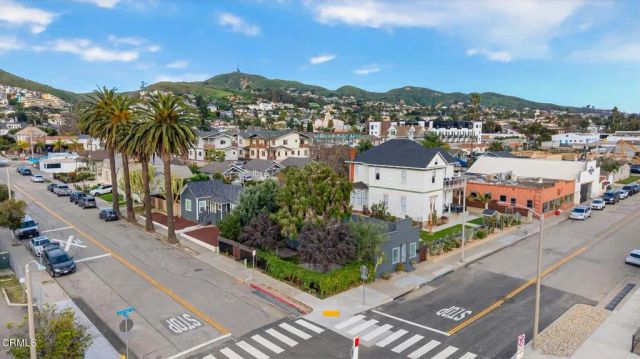 809 E Front Street, Ventura, CA 93001