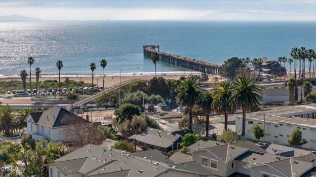 809 E Front Street, Ventura, CA 93001