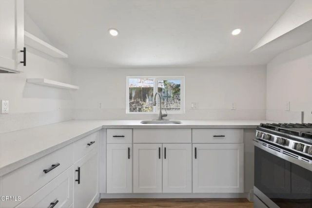 809 E Front Street, Ventura, CA 93001