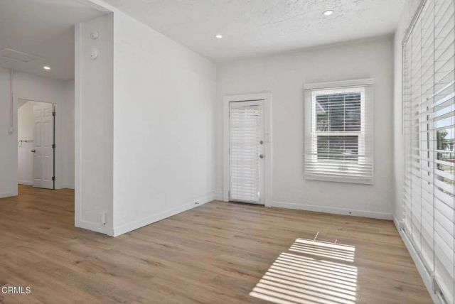 809 E Front Street, Ventura, CA 93001