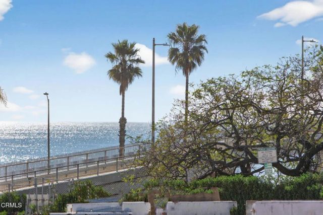 809 E Front Street, Ventura, CA 93001