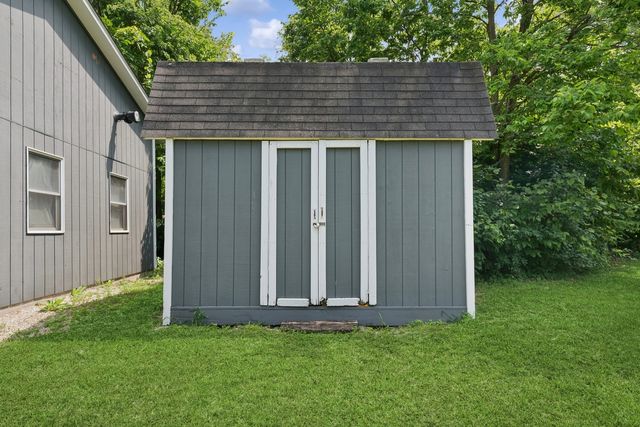 34 N Adams Street, Oswego, IL 60543