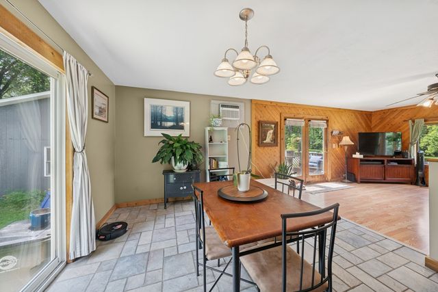 34 N Adams Street, Oswego, IL 60543