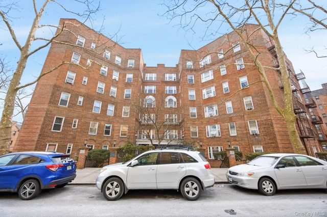 12416 84th Road 2E, Kew Gardens, NY 11415