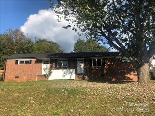 849 Crestway Drive, Newton, NC 28658