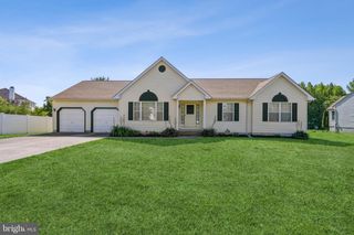 64 PETERS LN, Blackwood, NJ 08012