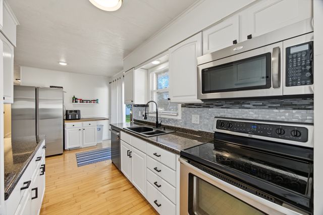 314 E Wood Street, Polk City, IA 50226