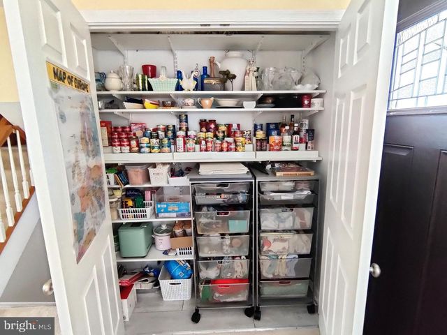 11106 DEL RIO DR, Fairfax, VA 22030