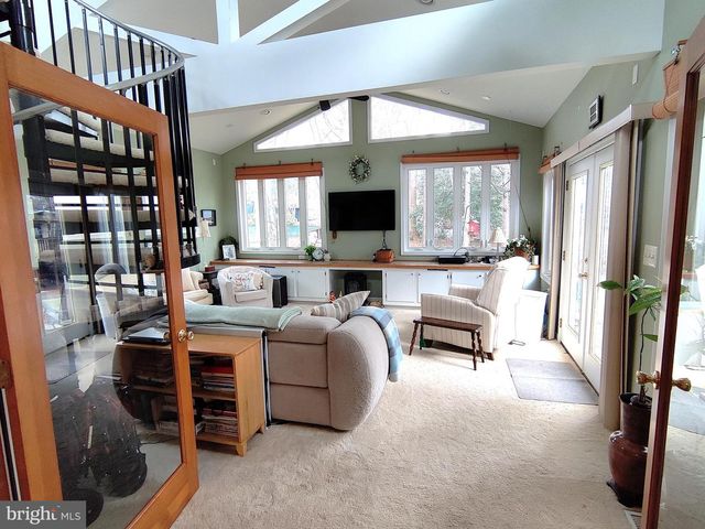 11106 DEL RIO DR, Fairfax, VA 22030