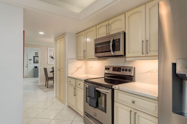 3071 BOLT DRIVE, Palm Harbor, FL 34685