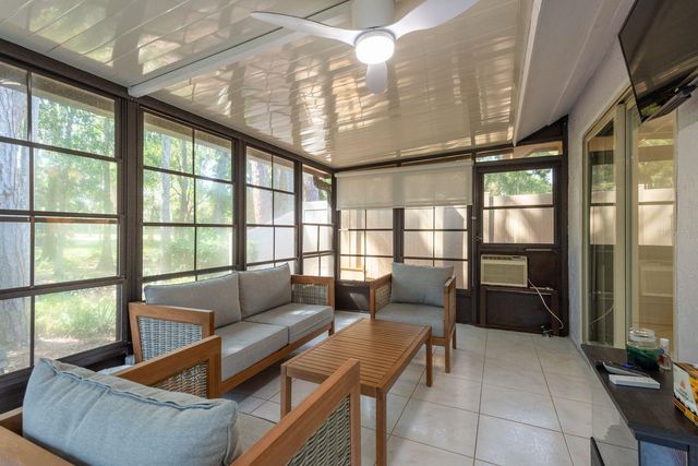 3071 BOLT DRIVE, Palm Harbor, FL 34685