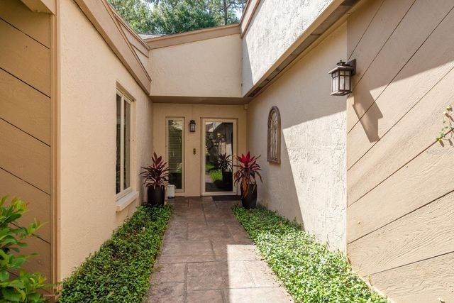 3071 BOLT DRIVE, Palm Harbor, FL 34685