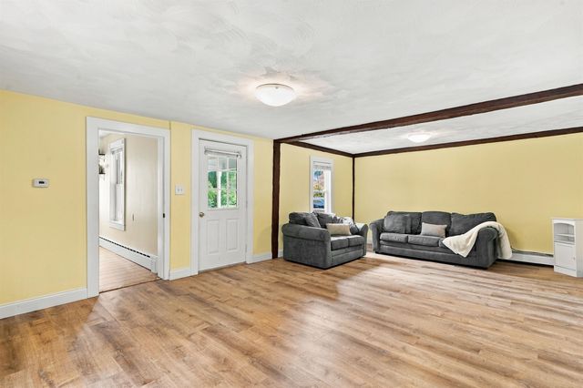 97 Dutton Road, Pelham, NH 03076