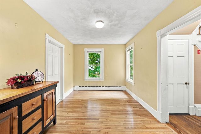 97 Dutton Road, Pelham, NH 03076