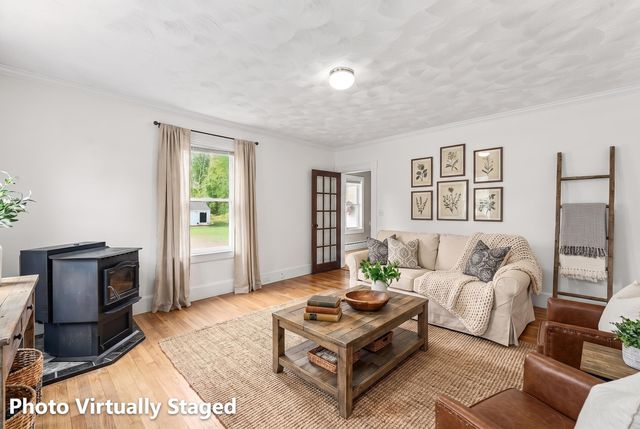 97 Dutton Road, Pelham, NH 03076