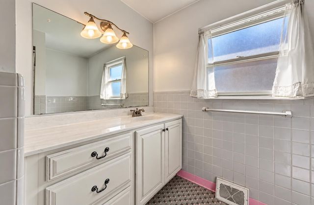 112 Warwick Court, Crestview Hills, KY 41017