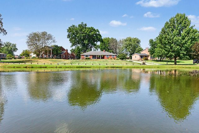 112 Warwick Court, Crestview Hills, KY 41017