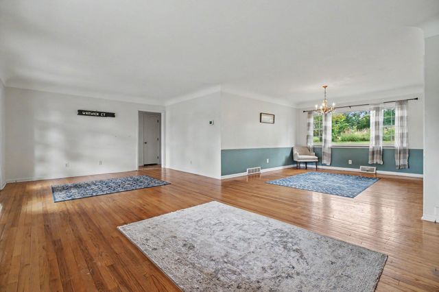 112 Warwick Court, Crestview Hills, KY 41017