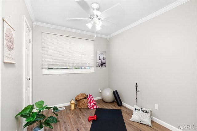 1759 Roth Hill Drive, Maryland Heights, MO 63043