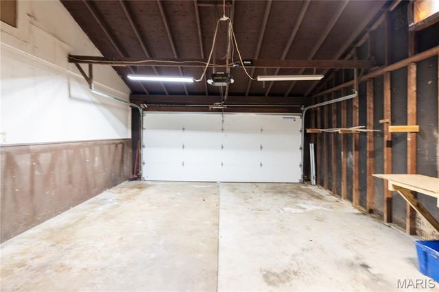 1759 Roth Hill Drive, Maryland Heights, MO 63043