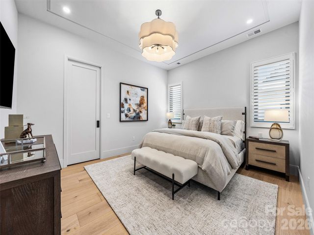 60 Walnut Valley Parkway, Arden, NC 28704