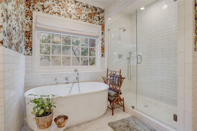 2703 Mid Lane 4, Houston, TX 77027