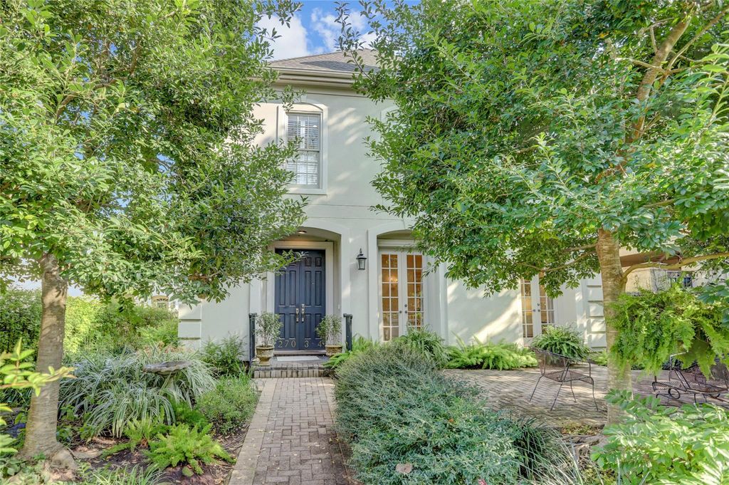 2703 Mid Lane 4, Houston, TX 77027