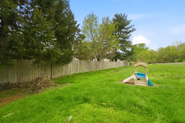 2161 Annabelle Court, Chesterton, IN 46304