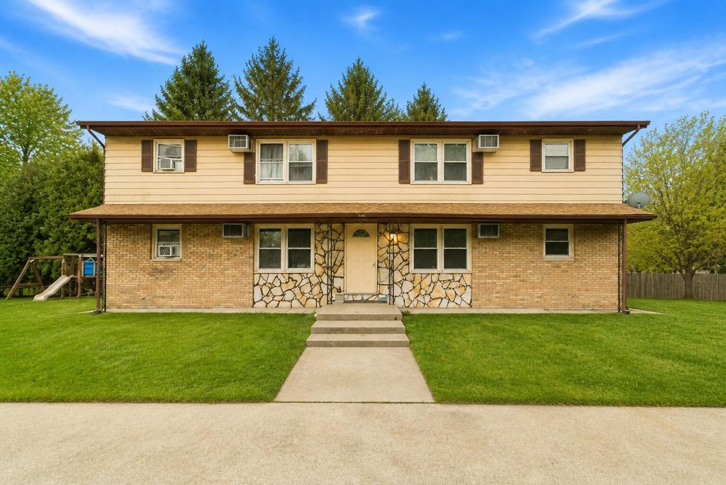 2161 Annabelle Court, Chesterton, IN 46304