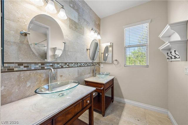 7744 Villa Andrade Avenue, Las Vegas, NV 89131