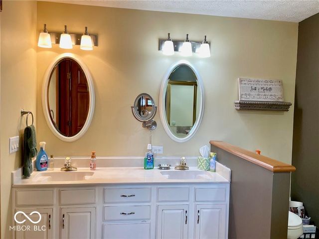 1148 Waterford Drive, Avon, IN 46123