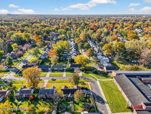 2855 Castleton Avenue, Toledo, OH 43613