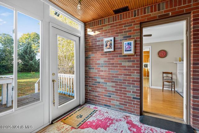 2855 Castleton Avenue, Toledo, OH 43613