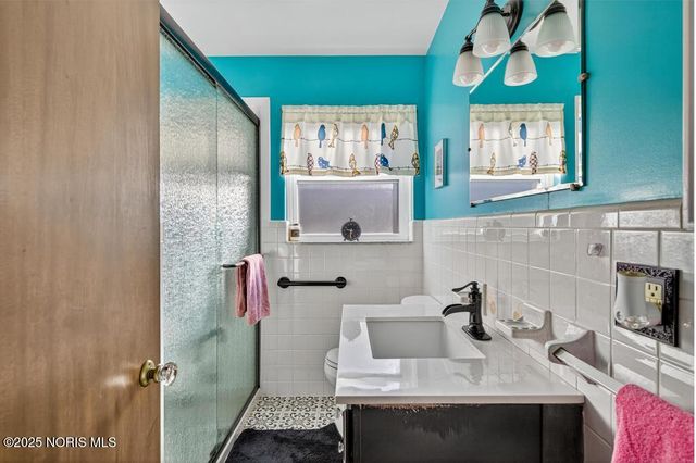 2855 Castleton Avenue, Toledo, OH 43613