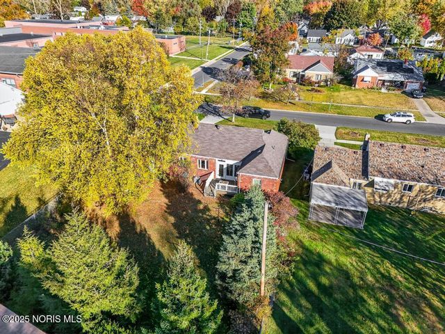 2855 Castleton Avenue, Toledo, OH 43613